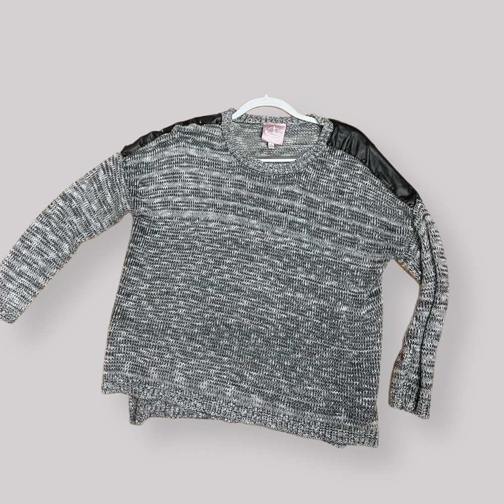 Romeo & Juliet Couture Oversized Sweater | M |